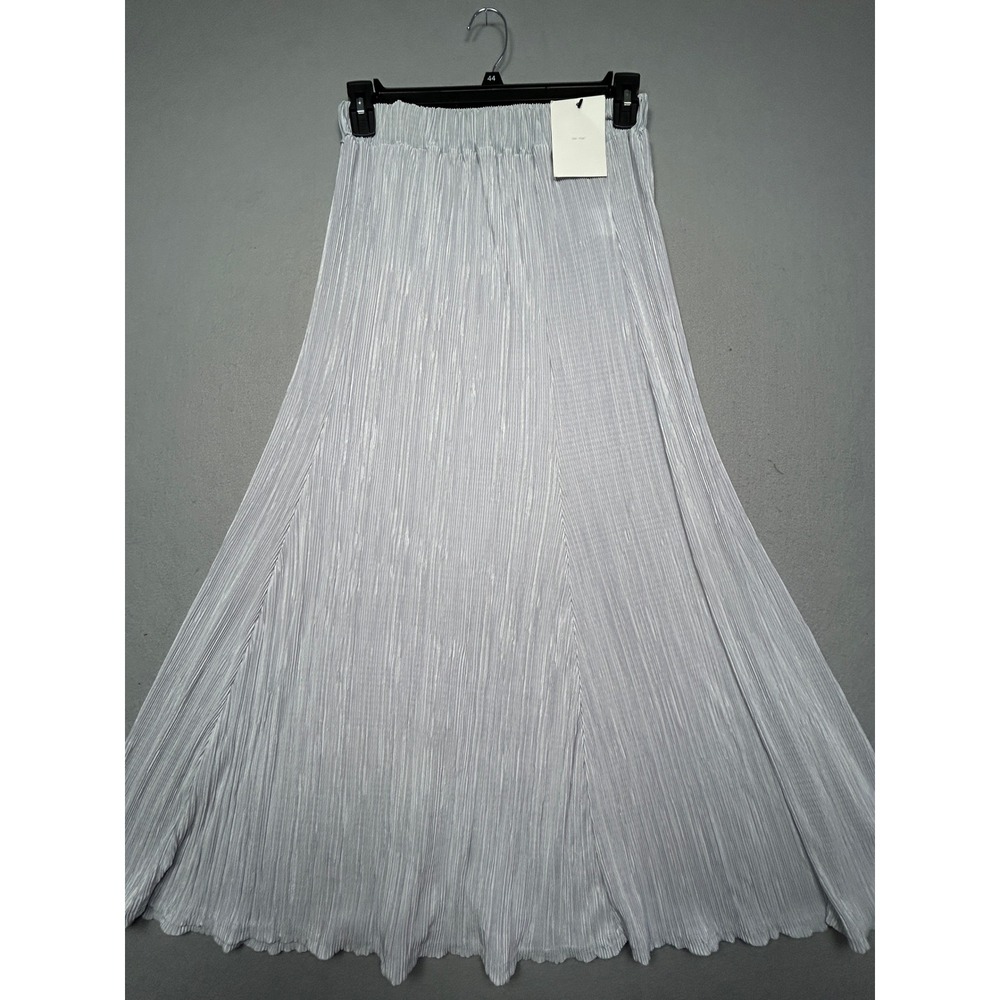 OAK + FORT Maxi Skirt Pleated Plisse Silver Cloud Size Small Womens